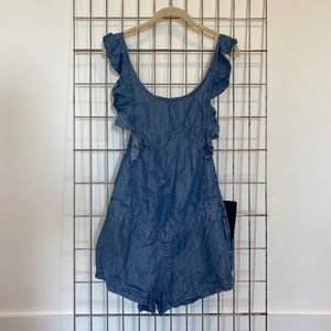 Jessica Simpson Maternity